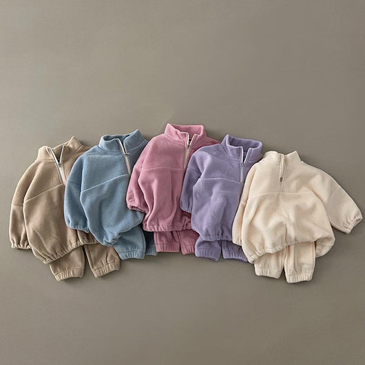 Traje Deportivo Infantil de Cuello Alto Reversible en Terciopelo - Image 9