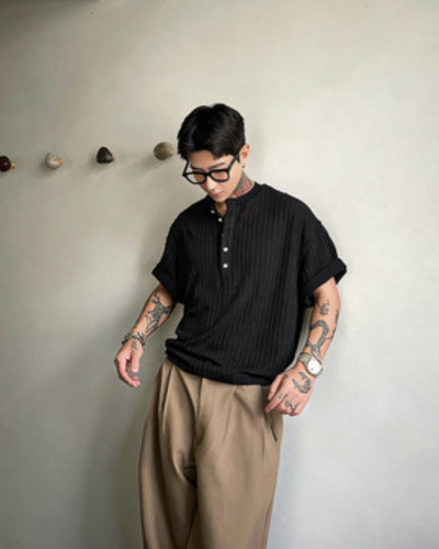 Camisa Slim Fit Cuello en V para Hombre - Image 6