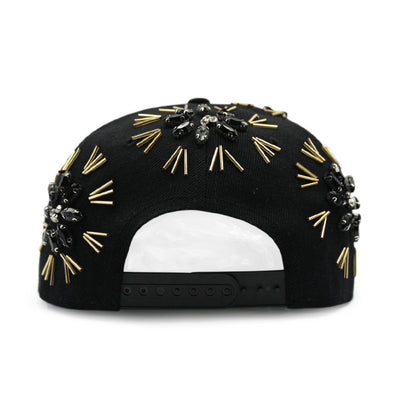 Gorra Hip Hop con Cristales Coloridos y Borde Metálico para Presentaciones - Image 3