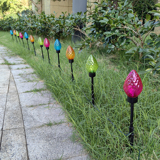 Lámpara Solar Decorativa Navideña con Diseño de Fresa para Jardín - Image 12