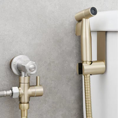 Conjunto Bidet con Pistola de Agua Acero Inoxidable Negro y Dorado - Image 7