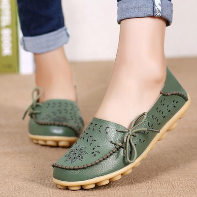 Zapatos Bajos Cómodos para Mamá con Diseño Perforado - Image 7