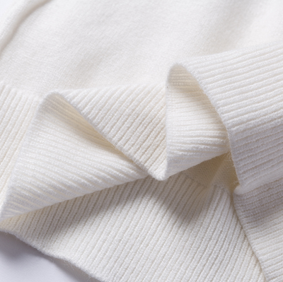 Suéter Blanco con Rayas Arcoíris - Image 10