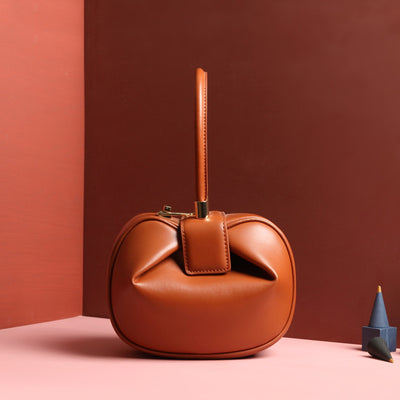 Bolso de Cuero Tipo Dumpling - Diseño Moderno y Versátil - Image 12