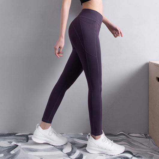 Pantalones deportivos con bolsillos funcionales - Image 9