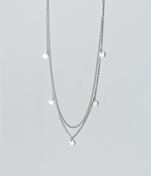 Collar de Plata S925 Doble Capa con Dije Redondo - Cadena Esclavina Elegante - Image 2