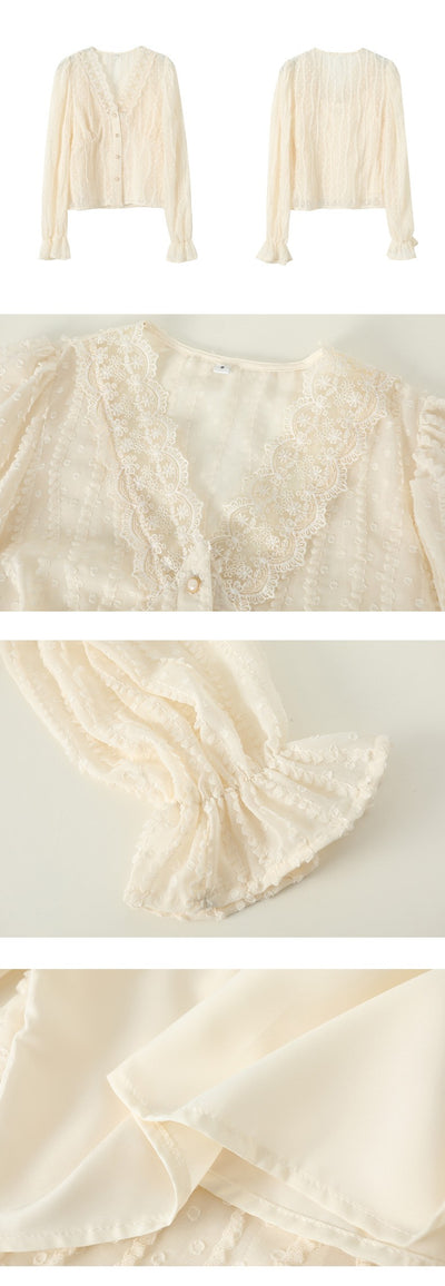Blusa de Encaje Estilo Real Francés con Mangas Acampanadas - Image 8