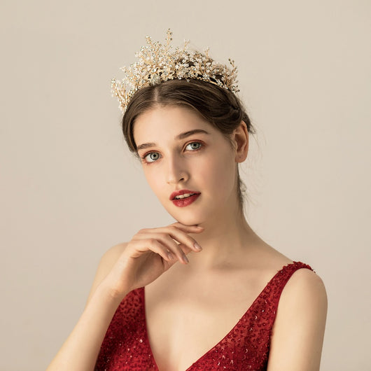 Diadema Nupcial con Perlas de Arroz y Cristales Brillantes - Image 2
