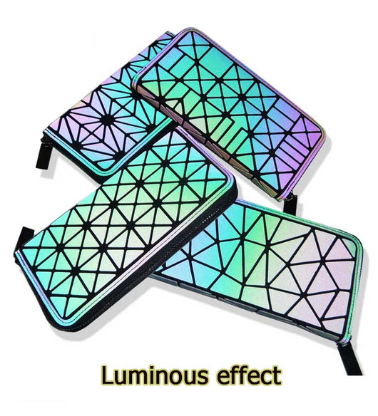 Cartera Larga para Mujer con Diseño Geométrico y Cierre Luminoso - Image 3