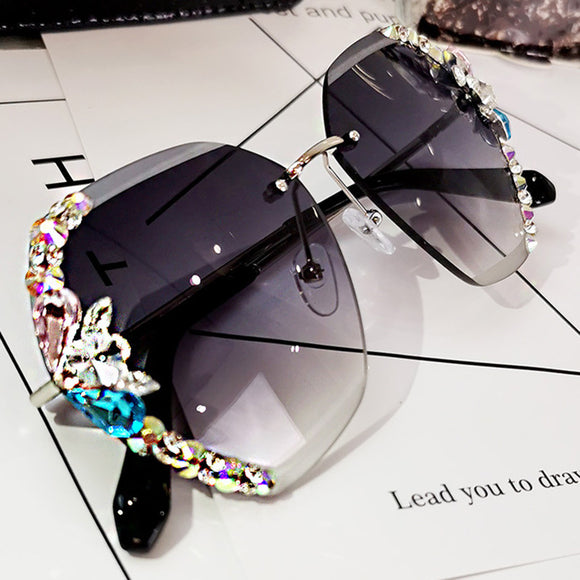 Gafas de Sol Mujer con Protección UV y Diseño Facetado Premium