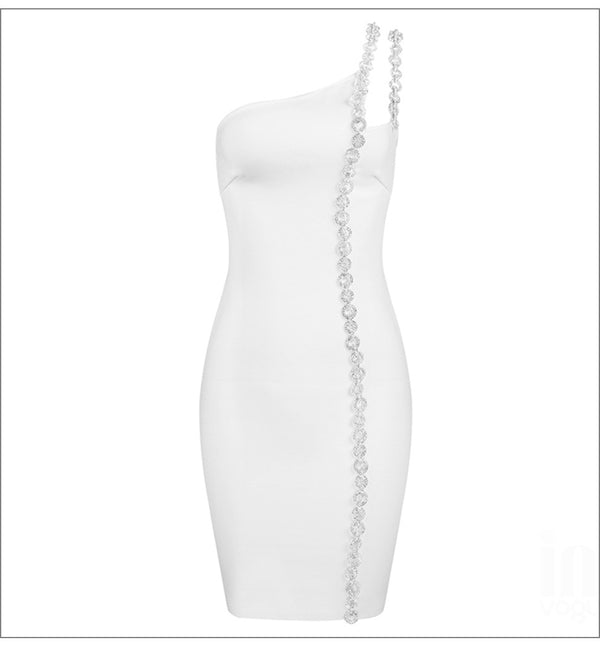 Vestido Largo Asimétrico con Cadena y Hombro Descubierto - Image 8