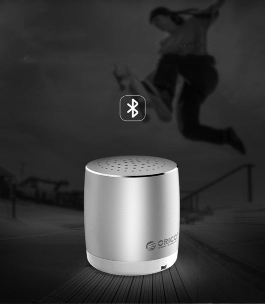 Parlante Bluetooth Portátil Metálico con Bajos Potentes - Image 5