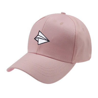 Gorra de Béisbol con Bordado de Avión de Papel - Image 9