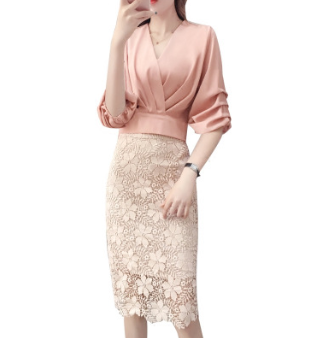 Conjunto Elegante Dos Piezas: Blusa de Encaje y Falda Midi con Aroma de Lujo - Image 5