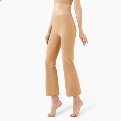 Pantalones deportivos casuales beige
