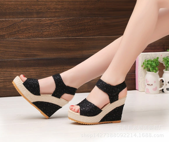 Sandalias Cuña Sexy con Red Abierta - Calzado de Moda Primavera Verano 2021