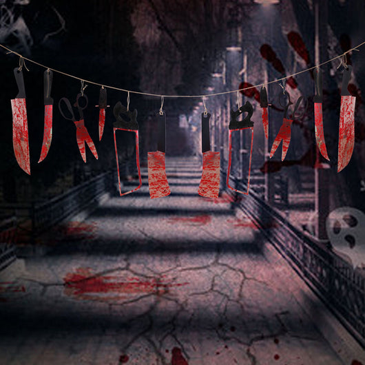 Guirnalda de Cuchillos Ensangrentados para Halloween — 2,2 m - Image 6