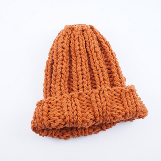 Gorro de Lana Gruesa para Mujer - Diseño Minimalista Otoño Invierno - Image 7