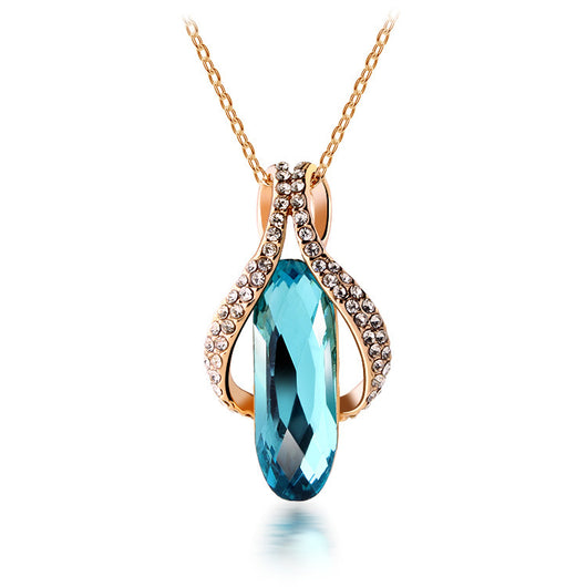 Conjunto de Aretes y Dije de Diamantes Chapados en Oro - Image 2