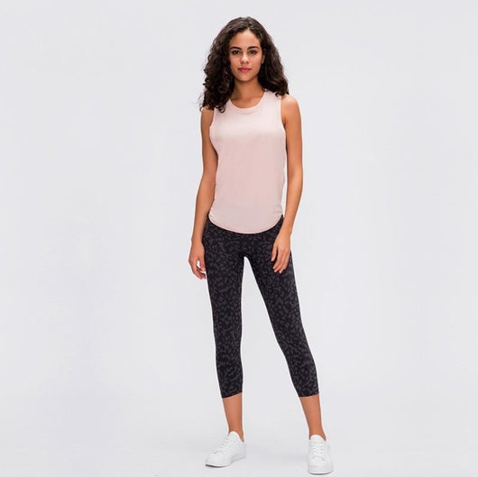 Blusa sin tirantes de secado rápido y corte holgado - Image 4