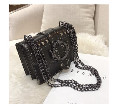 Bolso de Hombro Vintage con Tachuelas - Image 22