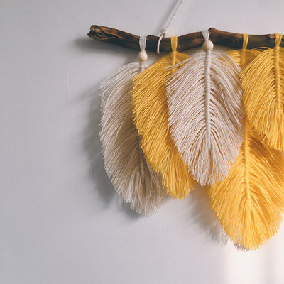 Tapiz Tejido con Plumas Artesanal - Image 5