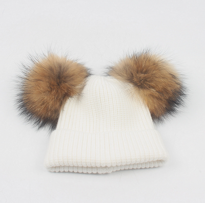 Gorro Tejido Cálido con Orejeras de Pompones para Niños - Otoño e Invierno - Image 14