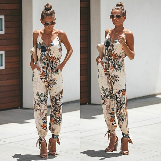Jumpsuit Escotado con Bolsillos y Tirantes Ajustables - Diseño Sensual y Moderno - Image 8