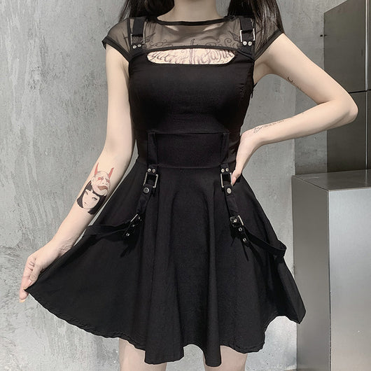 Vestido Transpirable de Malla Oscura con Diseño Patchwork - Image 3