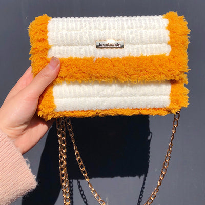 Bolso de Lana Elegante Estilo Iceberg para Mujer - Image 10