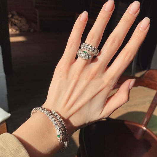 Anillo de Serpiente con Diamantes y Esmeraldas - Image 9