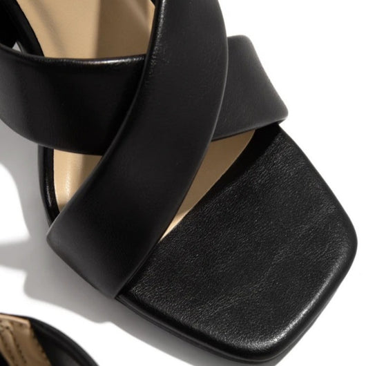 Pantuflas Elegantes Talla Grande para Mujer con Tacón Stiletto Cómodo - Image 4