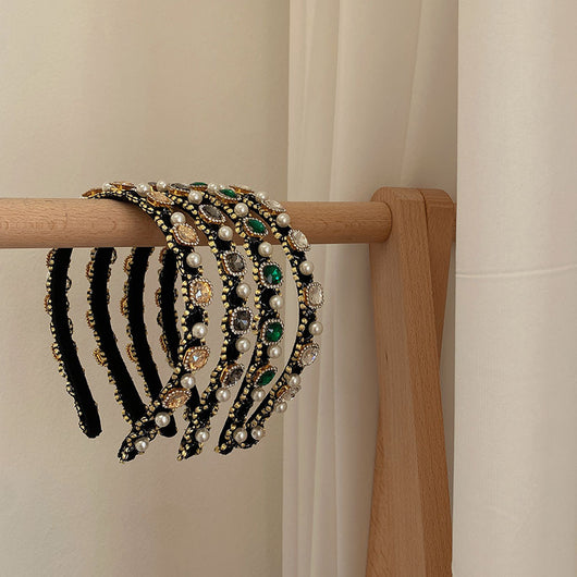 Diadema de Perlas Barrocas con Diamantes y Bordes Finos - Elegancia de Alta Gama - Image 5