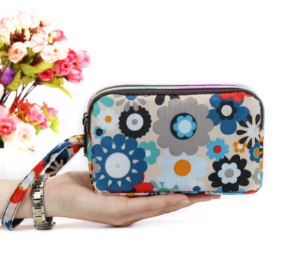 Billetera Táctil para Mujer con Tres Compartimentos y Bolsillo para Celular