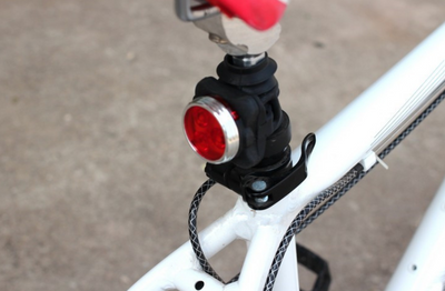 Luz Trasera LED Recargable USB para Bicicleta - 160 Lúmenes - Image 4