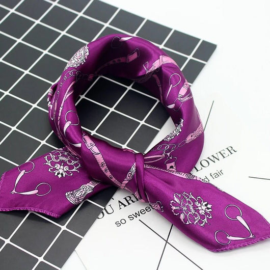 Pañuelo de Seda Elegante - Image 4