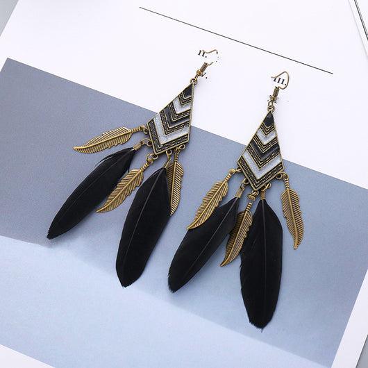 Aretes Bohemios de Hoja Diamante con Borla y Pluma para Mujer - Image 12