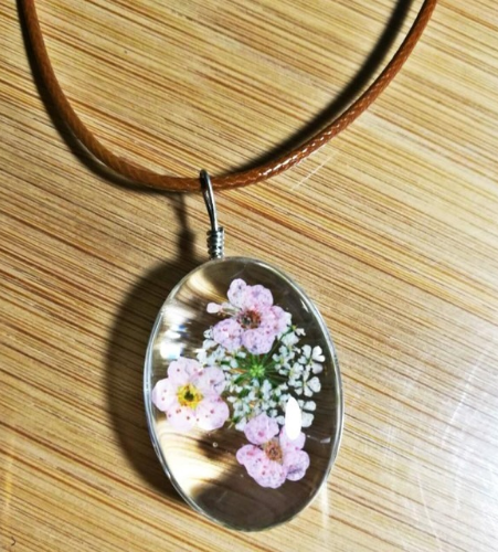 Collar de Flores Eternas Preservadas - Image 3
