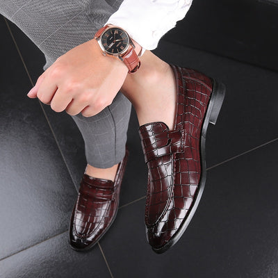 Zapatos Casuales de Cuero para Hombre con Patrón Moderno - Image 3
