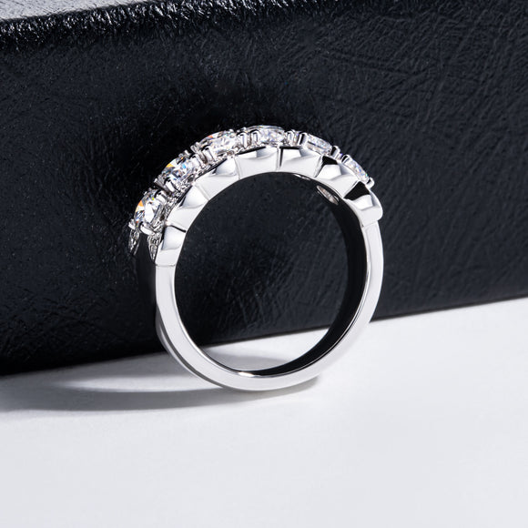 Anillo de Plata 925 con Baño de Oro 18K y Moissanita Completa
