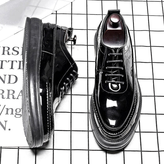 Zapatos de Charol con Punta Redonda y Cordones