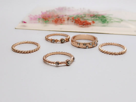Set de 5 Anillos Apilables Estilo Bohemio en Tono Oro Rosa - Image 4