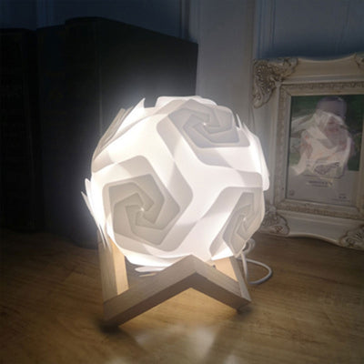 Lámpara de Mesa Lunar Esférica - Diseño Minimalista para tu Mesita de Noche - Image 3