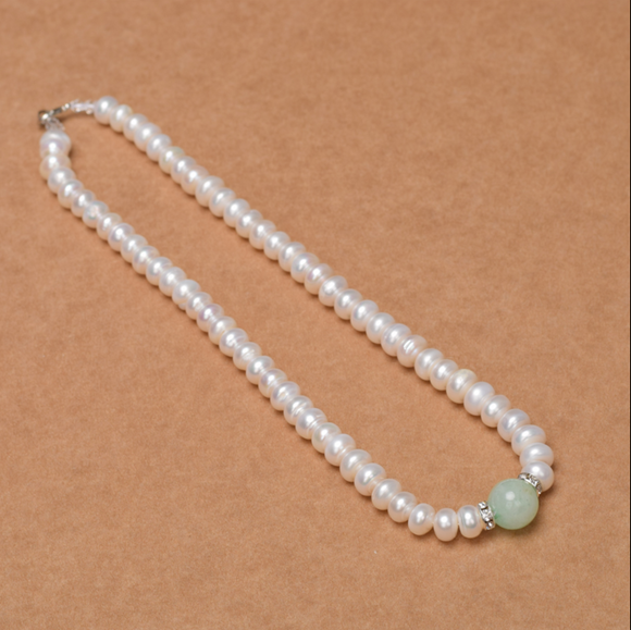 Collar de Perlas Blancas Naturales Voluminosas