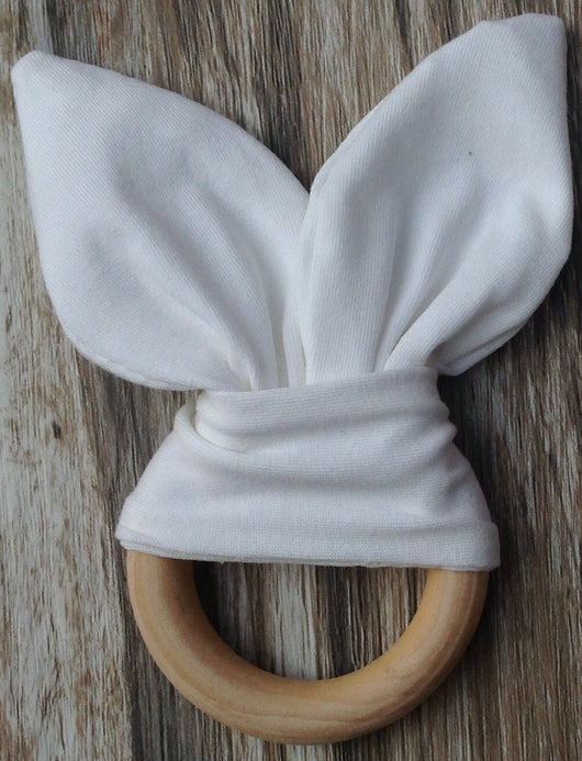Mordedor de Madera Natural Hecho a Mano para Bebés - Image 18