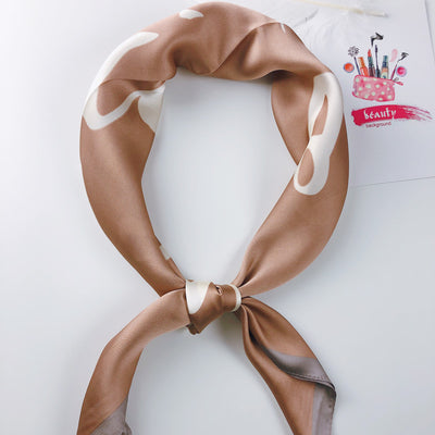 Pañuelo Cuadrado Pequeño para Mujer - Image 4