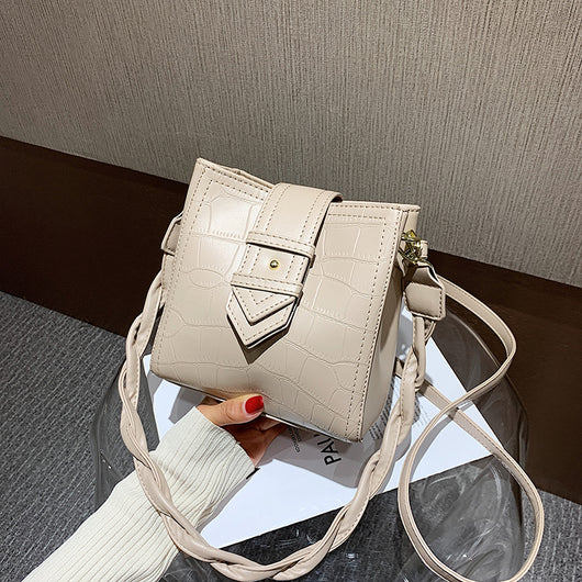 Bolso Bucket Elegante para Otoño e Invierno - Image 10