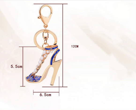 Llavero de Tacón Alto con Perla - Accesorio Elegante para Auto