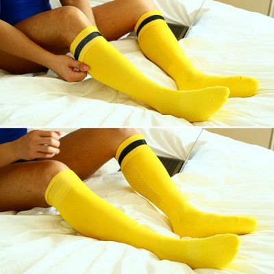 Calcetines Deportivos Altos para Fútbol Hombre - Image 3