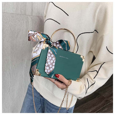 Bolsa Mensajera de Cadena para un Hombro
